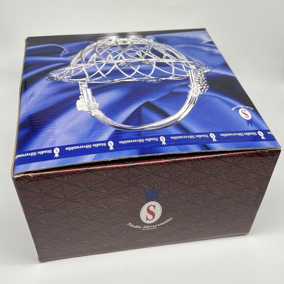 VTG Studio Silversmiths Silverplated Wire Round Basket Grape Clusters & Leaves - Picture 13 of 15